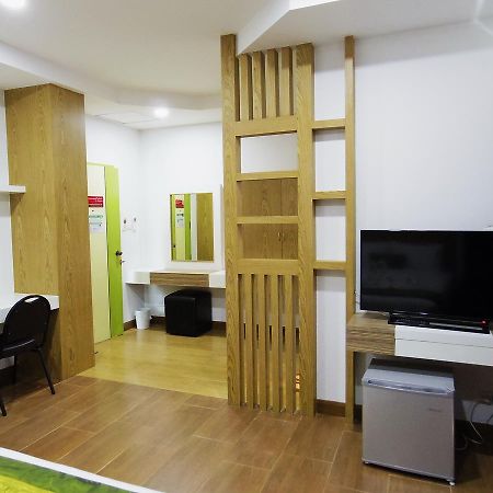 The Sr Residence Lampang Exterior foto