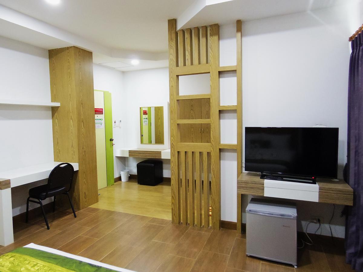 The Sr Residence Lampang Exterior foto