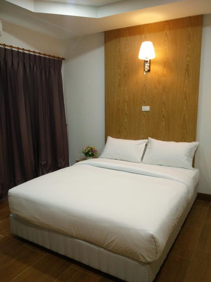 The Sr Residence Lampang Exterior foto